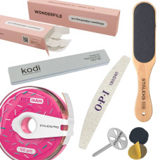 Материалы для маникюра